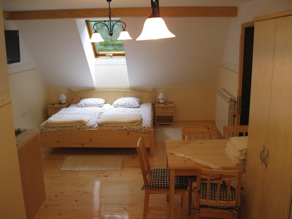 Farmhouse Stiftar Solcava Room photo